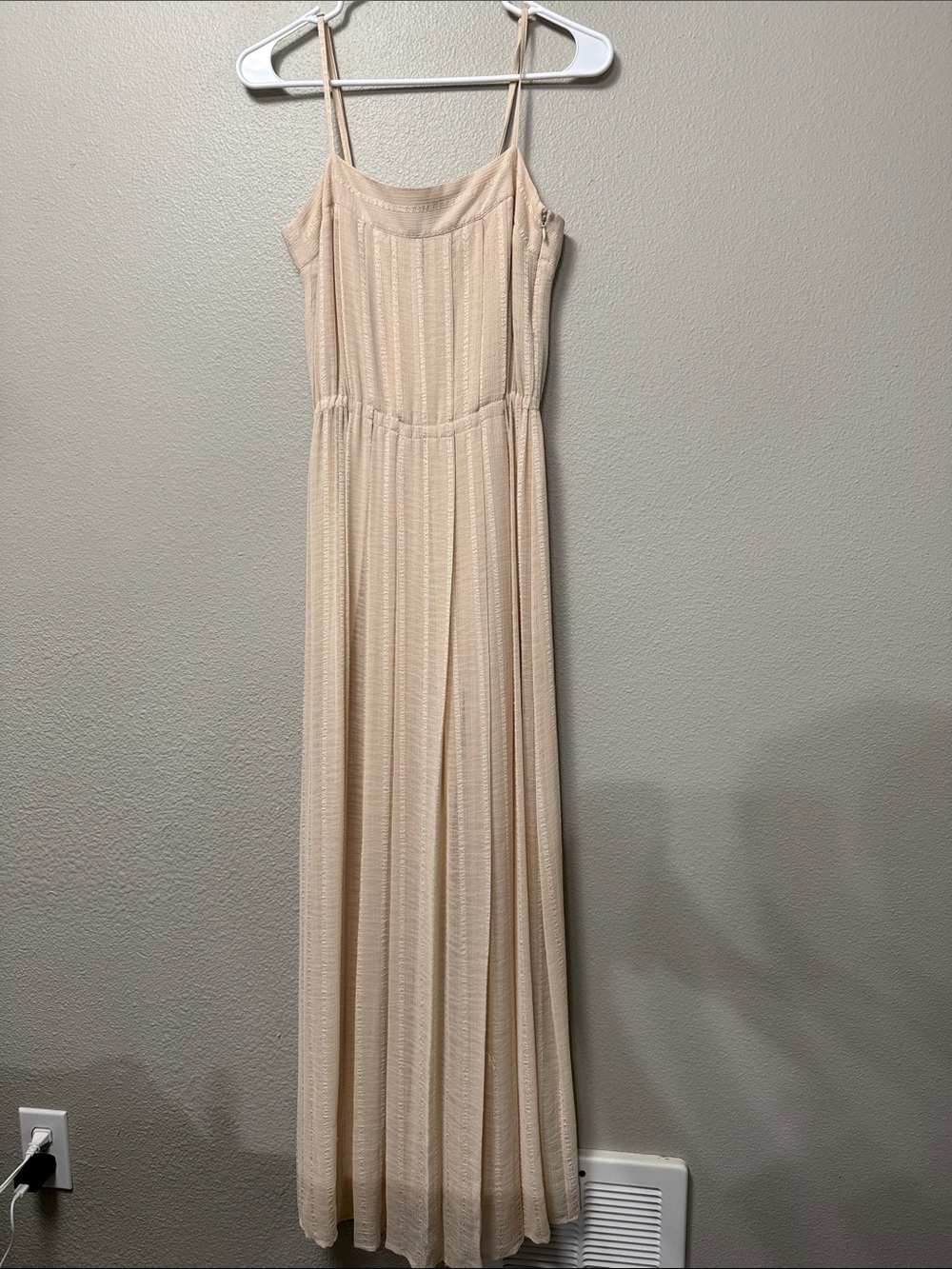 Gianni Bini Champagne Pleated Spaghetti Strap Maxi Dress